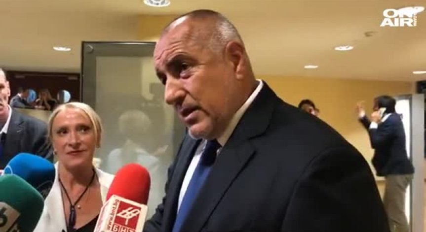 Борисов от Брюксел: Чакам решение за майките на деца с увреждания