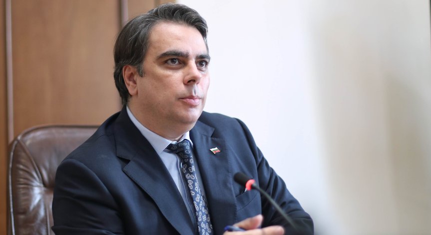 Асен Василев: Не сме информирани за акцията на ДАНС в Агенция 