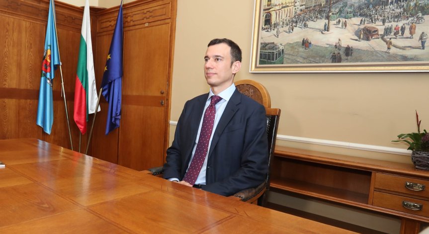 Кметът Терзиев увери, че София е готова за снеговалежите