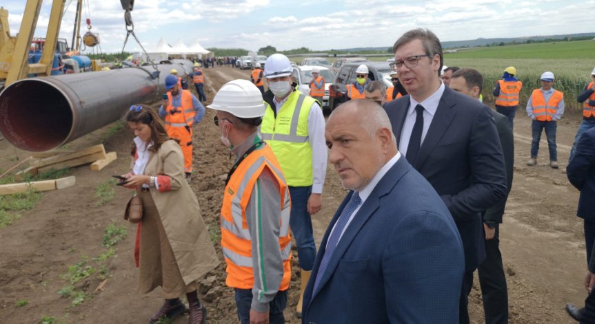 Унгария и Сърбия свързаха тръби: 