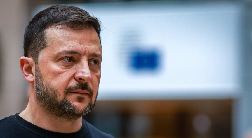 Според Зеленски Европа сама не може да гарантира сигурността на страната му. 