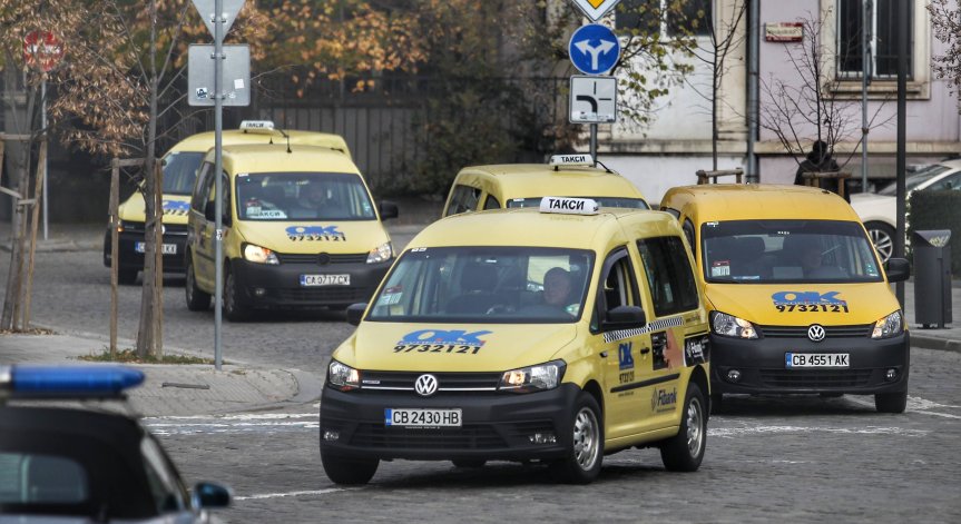 Транспортното министерство: Не са приети промени в цените на такситата
