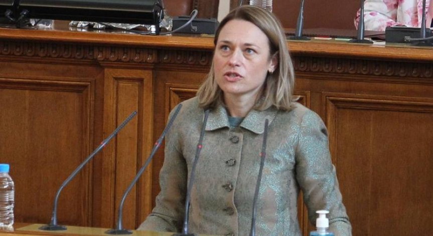 Митева: Гласуването на кабинета на ИТН - в сряда, ако не мине - отиваме на избори