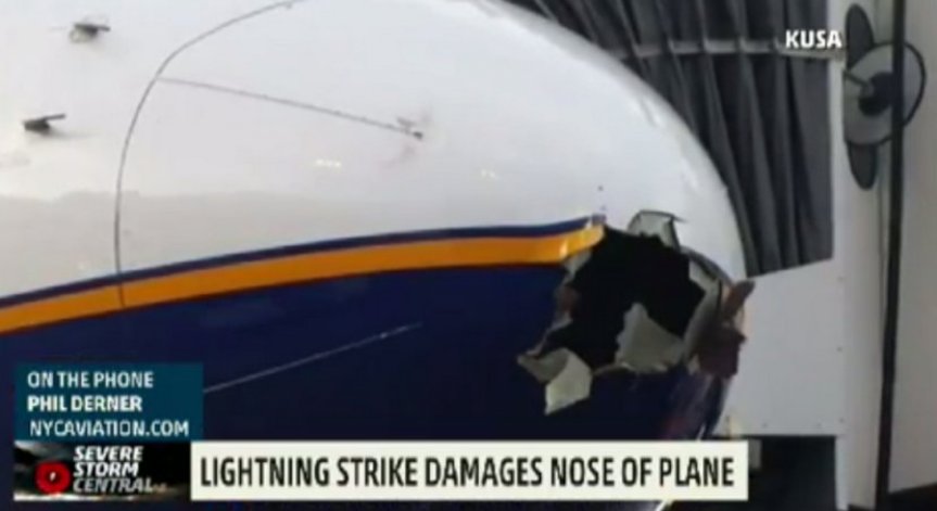 Boeing на Icelandair бе ударен от мълния-полетът продължи