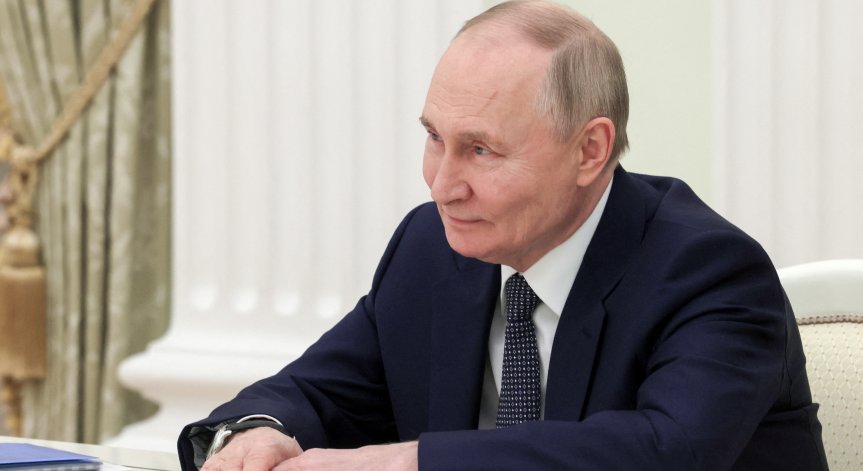 Путин ще поиска прекратяване на всички доставки на оръжия.