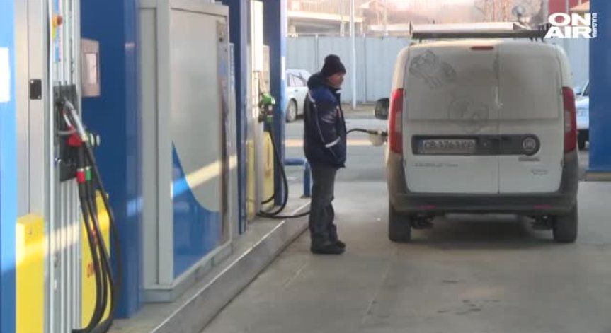 Задържаха групата, извършвала въоръжени грабежи на бензиностанции