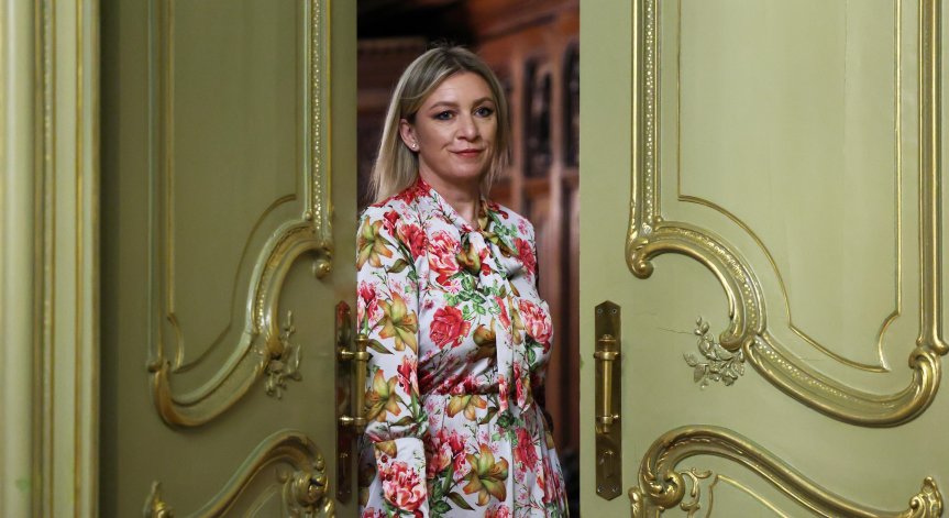 Тя коментира думите на Рюте в своя Telegram канал, че Русия уж не е изпратила сериозни хора на преговорите в Истанбул.