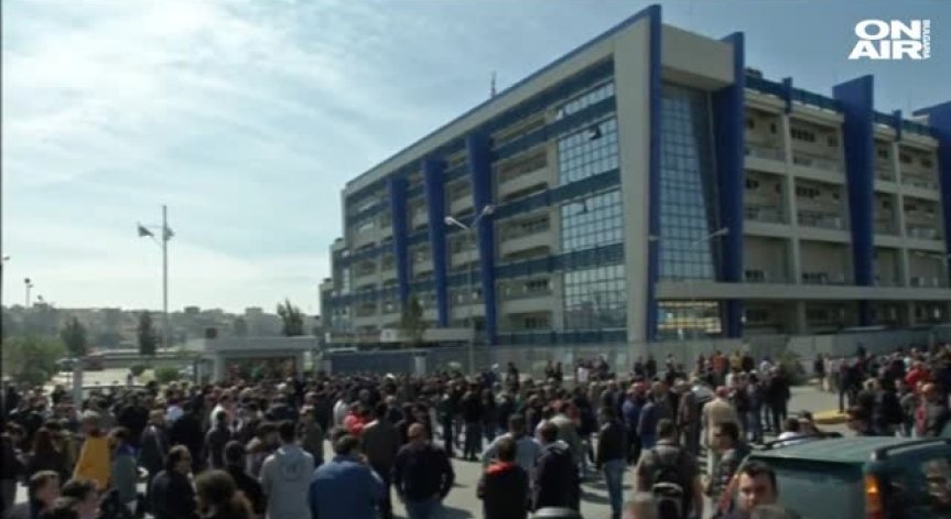 Стачки парализират обществения транспорт на Гърция 