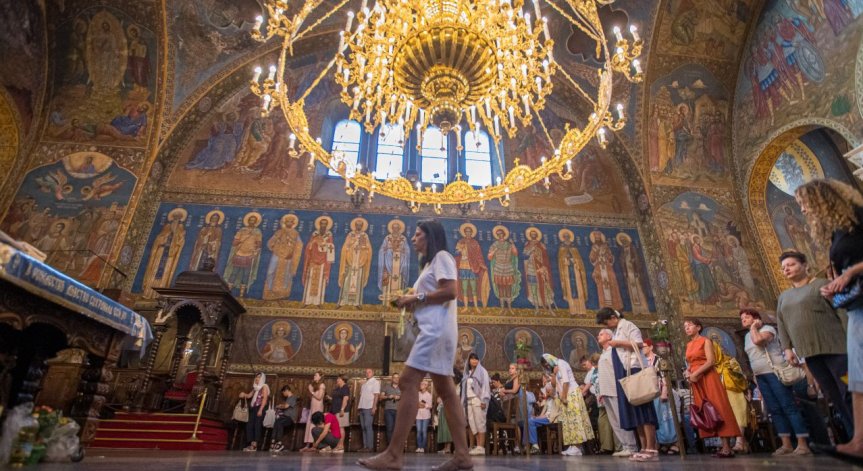 На този ден се спазват обичаи за изкупление и мир в дома.