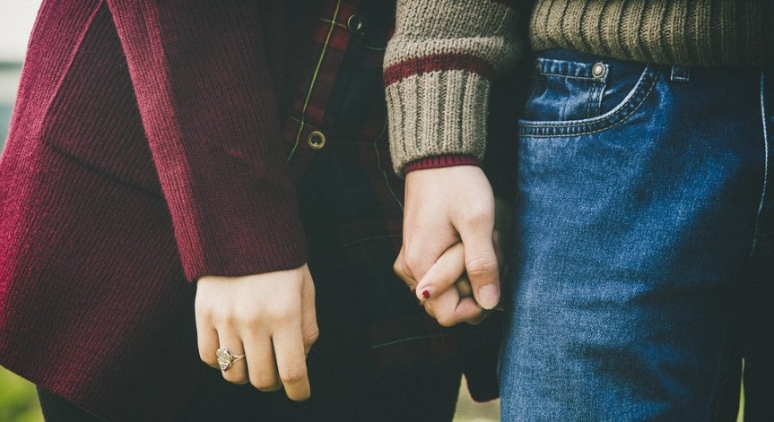 Няколко знака, че мъжът до вас е готов да ви зареже