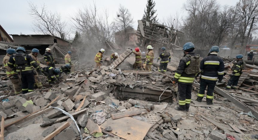 Зеленски обобщи кървавия петък: 159 ранени, 39 са загиналите