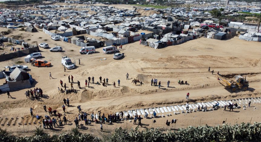 Примирие с тежка цена: Израел върна още 30 тела на Газа