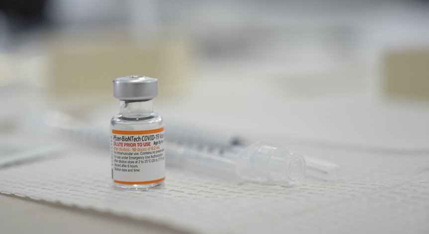 Pfizer/BioNTech искат разрешение за спешна допълнителна бустерна доза