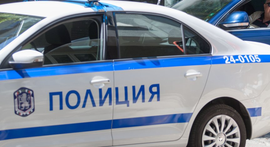 Хванаха 33-годишна мъртво пияна шофьорка, криволичила по пътя