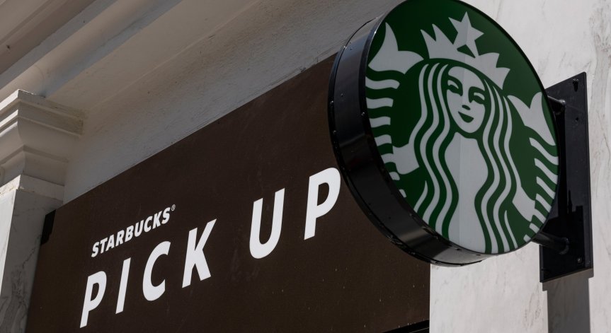 Starbucks спира дейността си в Русия и затваря над 100 кафенета