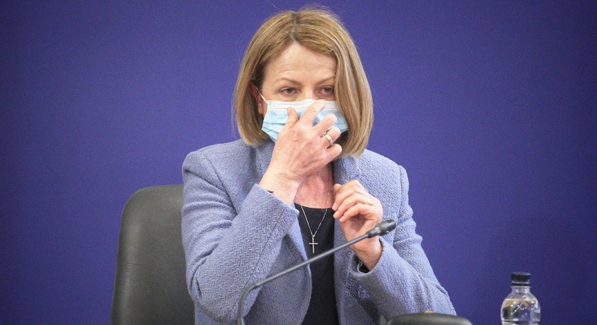 Фандъкова за затварянето: Знам колко е трудно, но ситуацията го налага