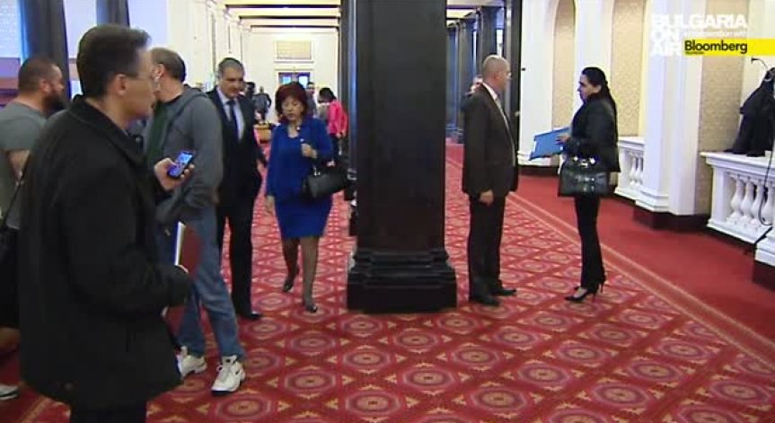 Главният прокурор или финансовият министър да спира сделки, ако увреждат държавния интерес?