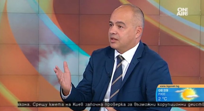 От БСП имали готовност да управляват, обсъждат вота на недоверие