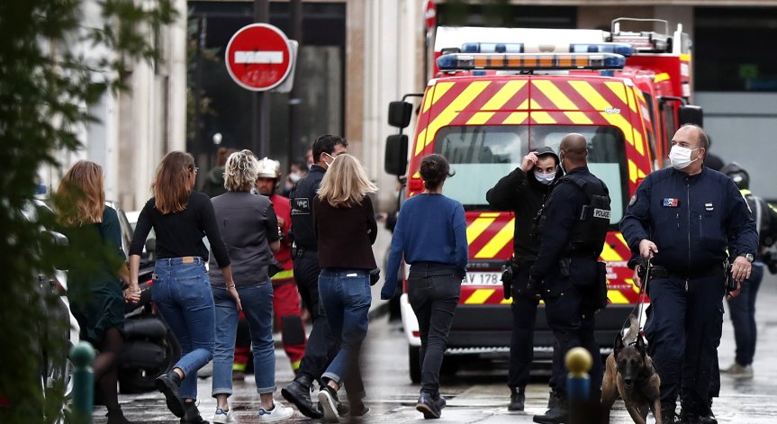 Атака с нож до бившата редакция на 