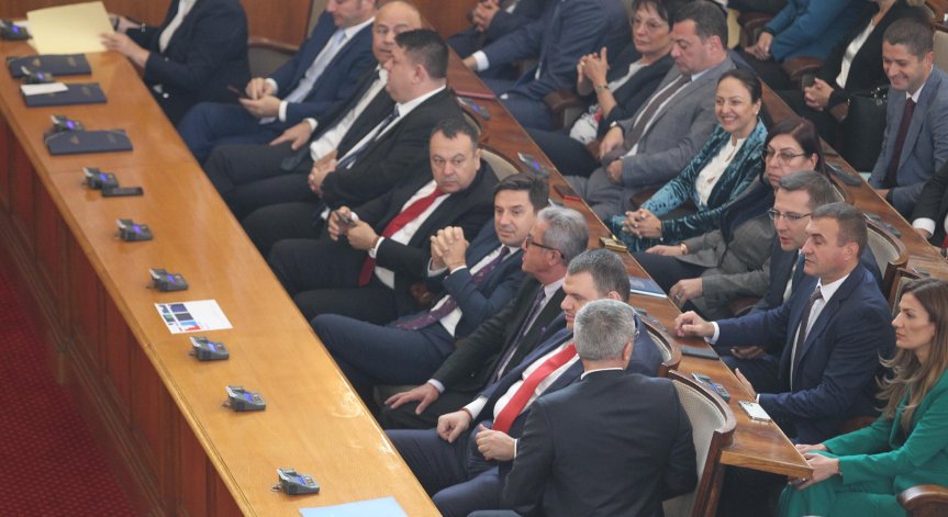 3 промени в Избирателния кодекс ще гласуват депутатите, БСП настоява за хартиена бюлетина