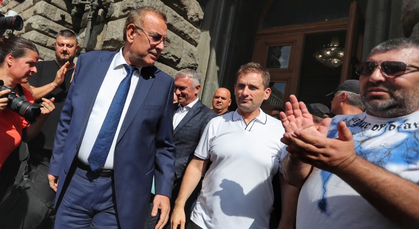 Очаквано решение?