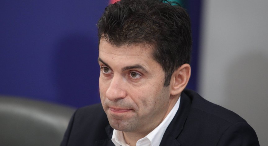 Кирил Петков не е получавал нова покана от 