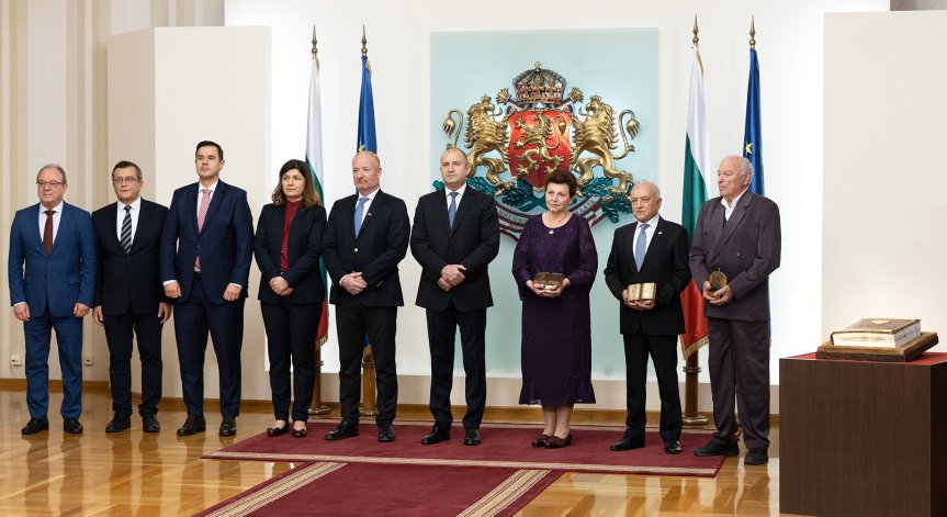 Радев: България може да бъде модерна и просперираща, ако уважаваме науката