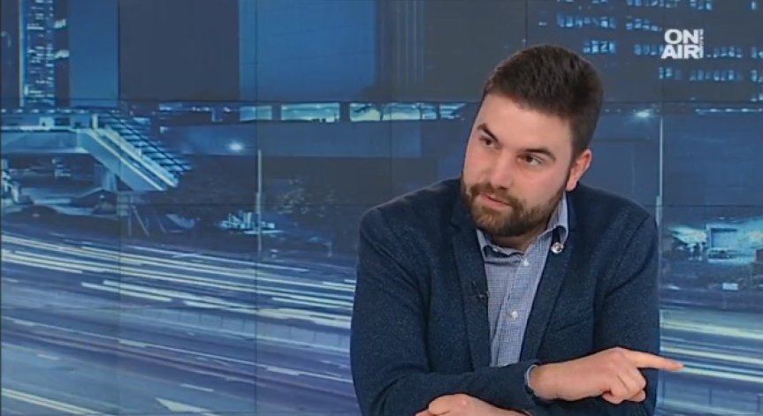 Нужна била демонополизация на НЗОК, но частните интереси пречели