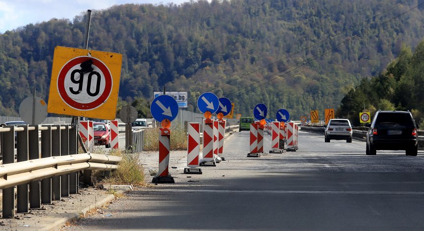 Внимание, шофьори: Ограничават движението в участък от 
