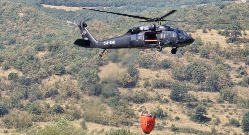 1500 декара гора горят във Врачанско, военен 