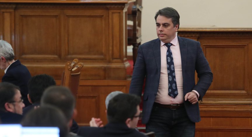 Конституционалист: Има шансове за успех на мандата на 