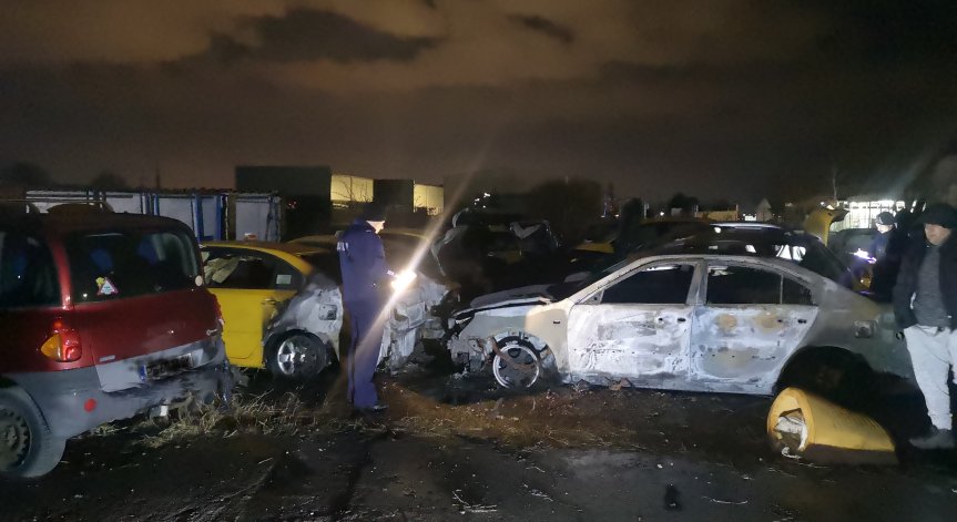 Заподозрян в извършен умишлен палеж на коли е задържан в Пловдив