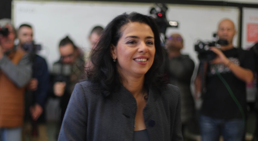 Ваня Григорова повежда листите на 