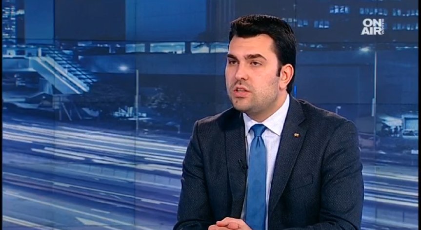 Нападките на президента Радев към премиера Борисов били несериозни