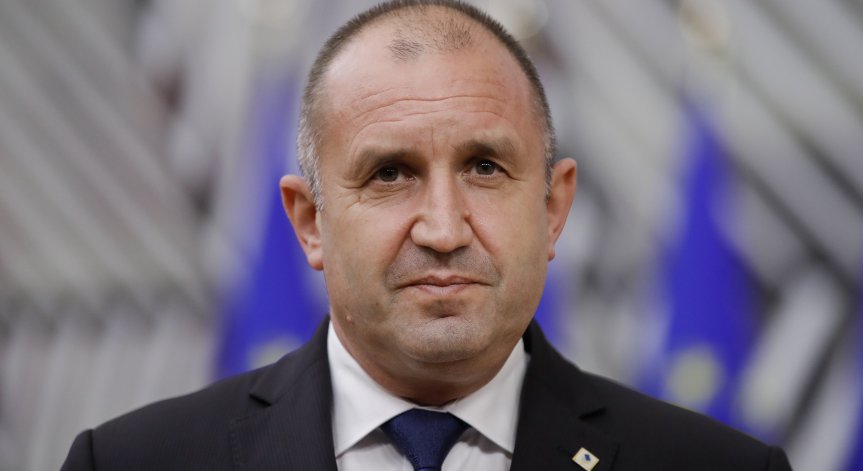 Радев: Сертификатът за Ковид-19 не трябва да дискриминира европейските граждани
