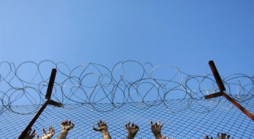 ЕС с планове за военни действия срещу трафикантите на хора в Средиземно море