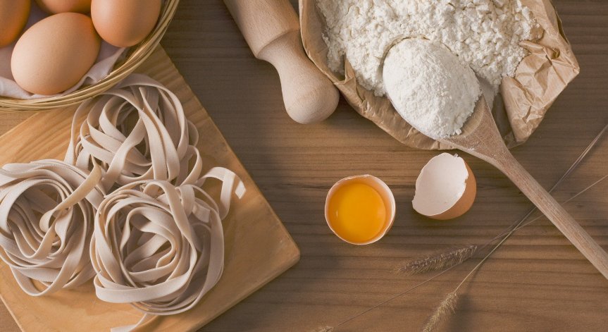 Вижте няколко алтернативни заместителя на бялото брашно