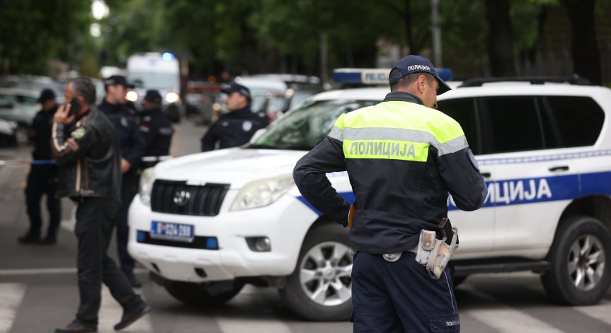 Нови бомбени заплахи в Сърбия - затвориха летище, болници и факултети