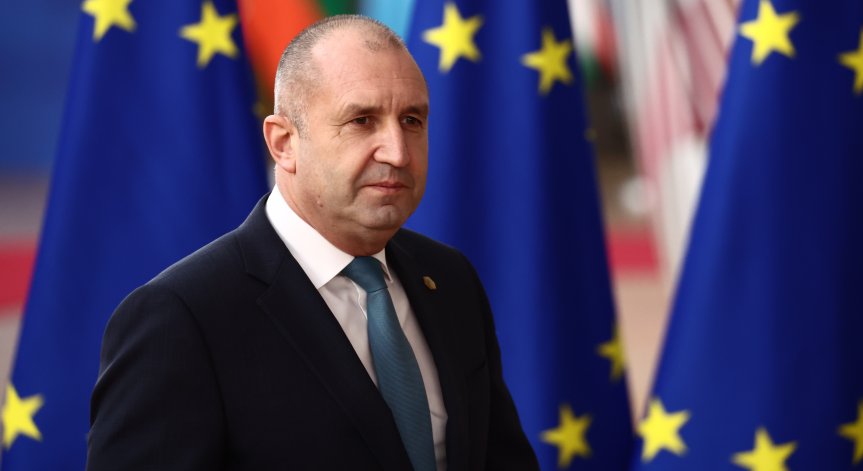 Радев: С България и Румъния извън Шенген границите не са по-сигурни