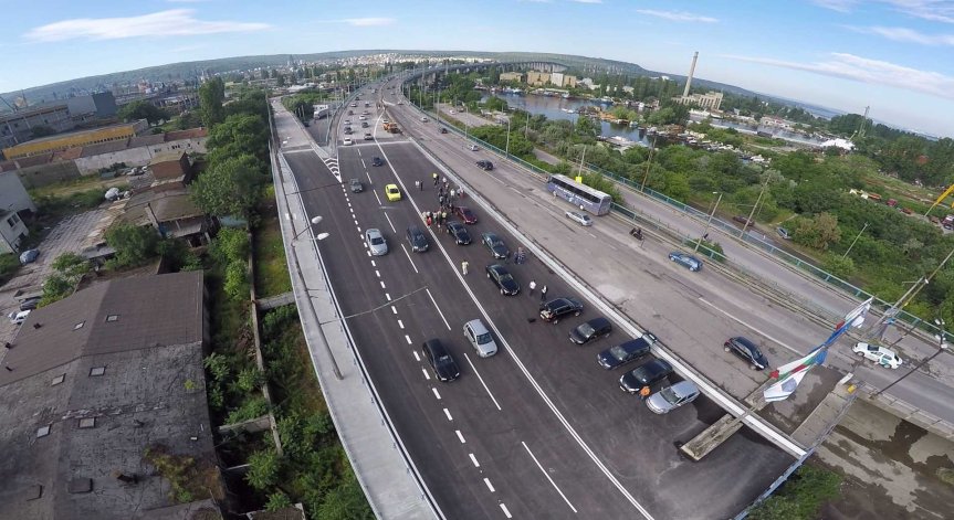 Ограничават движението по Аспаруховия мост заради ремонт