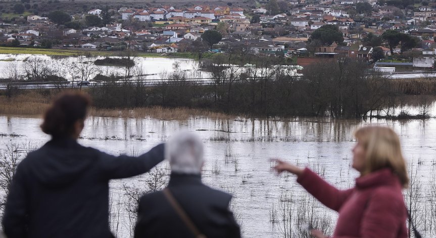 Времето обърка трафика.