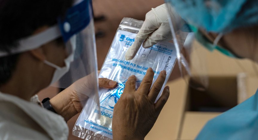 В България вече се влиза само с отрицателен PCR, но има изключения