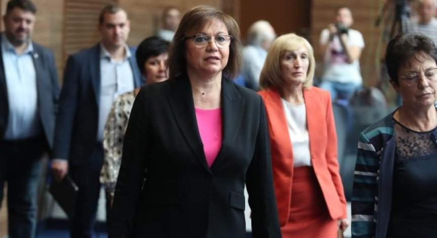 Нинова към миньорите: Лъжат ви, пак ще ви изработят, ПВУ е удобна дъвка