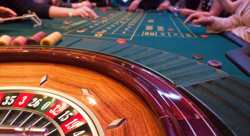 На 350 км от София е европейският Лac Beгac