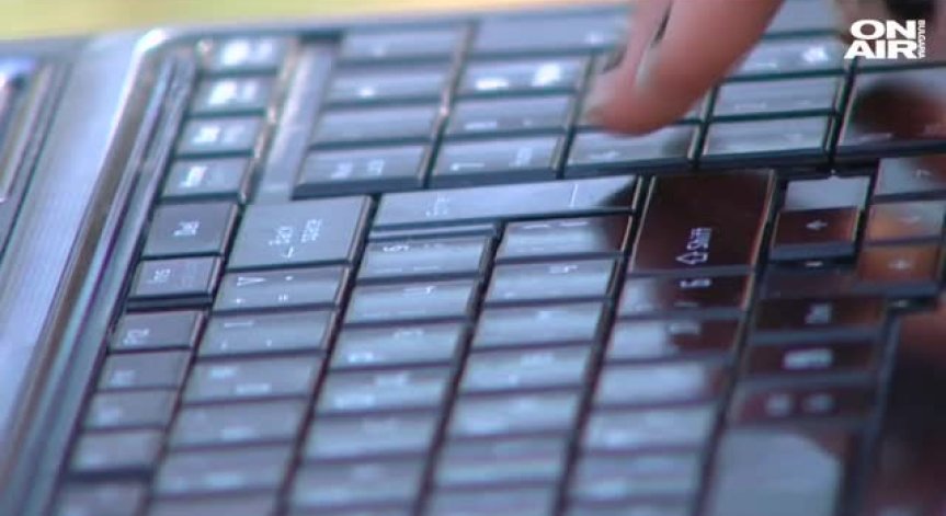 Социалните мрежи и онлайн игрите - най-опасни за децата в мрежата