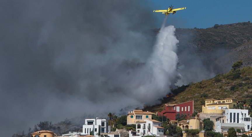 Пожарите в Европа са изпепелили площ от над 660 хил. хектара
