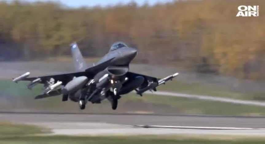 Конгресът на САЩ одобри придобиването на 8 изтребителя от България