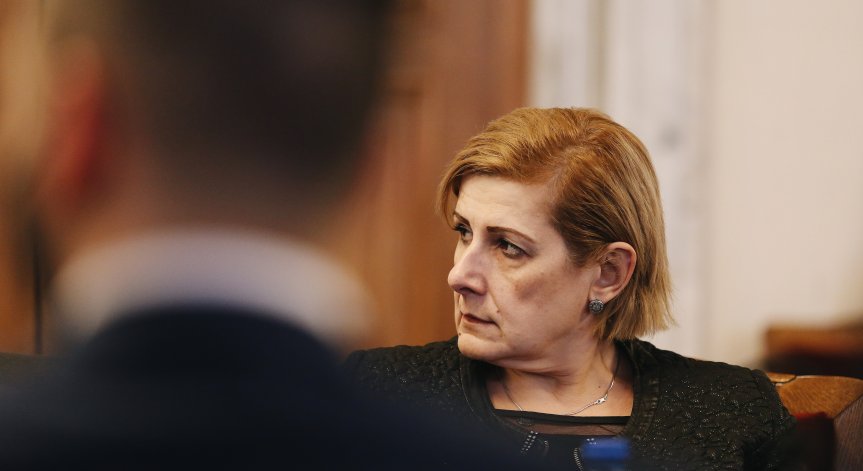 Спецпрокуратурата проверява Елена Гунчева за престъпление против Републиката