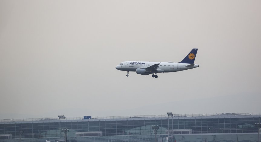 Рекордна загуба от 6,7 млрд. евро за Lufthansa