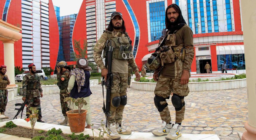 Безнаказаност в Афганистан: ООН съобщи за стотици убийства, изтезания и арести